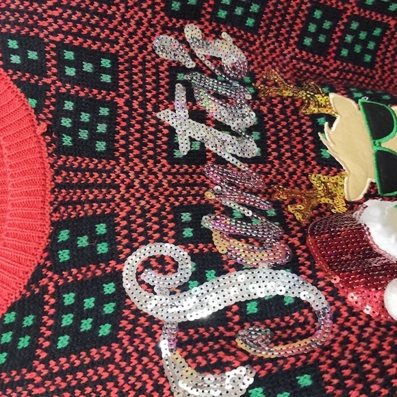 No boundaries Santa's beastie 3- D christmas sweater - Picture 5 of 7